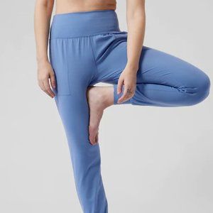 Athleta Salutation Jogger